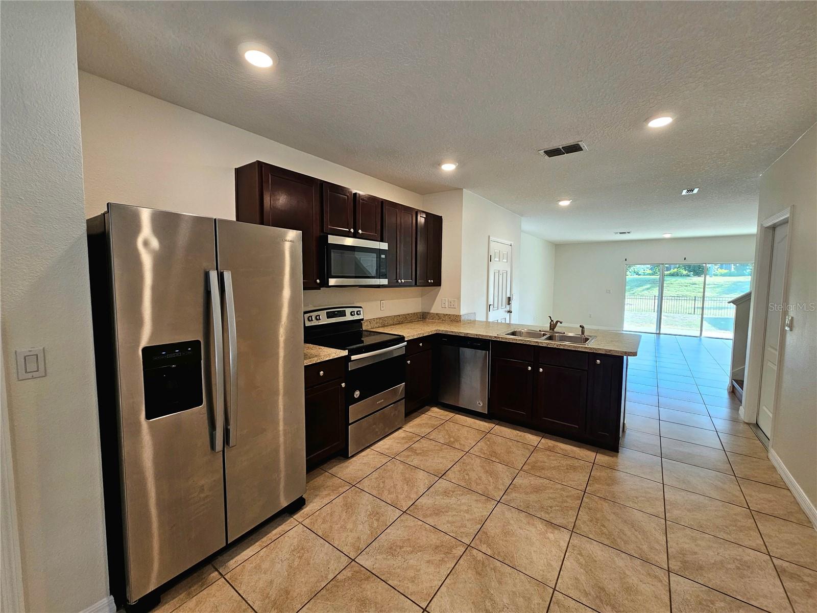 MURANO AT WESTSIDE PH 2 - Residential Lease