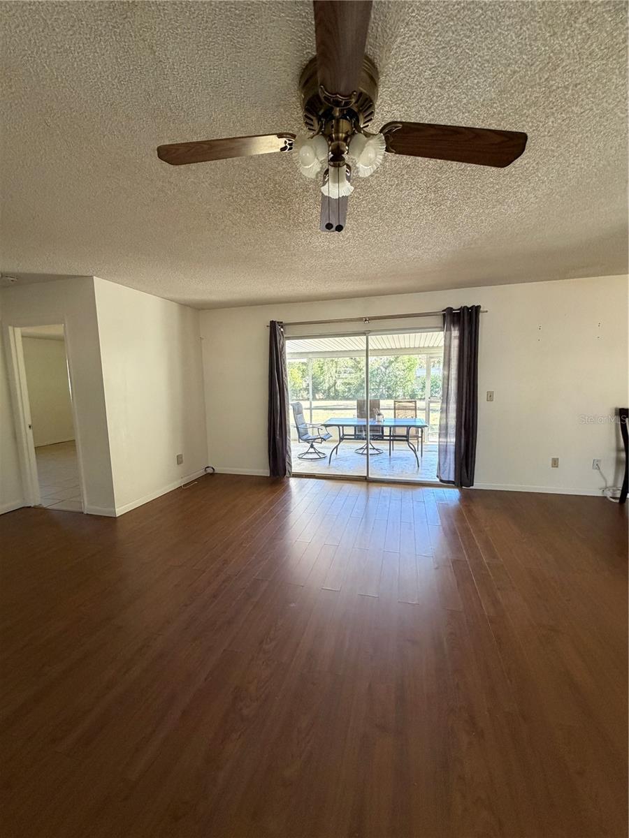 SILVER SPGS SHORES UN 04 - Residential Lease