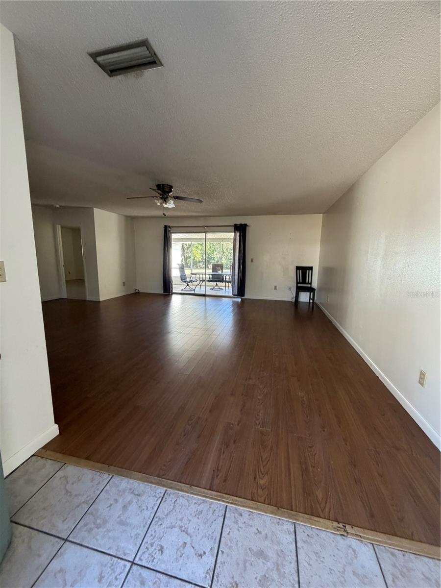 SILVER SPGS SHORES UN 04 - Residential Lease