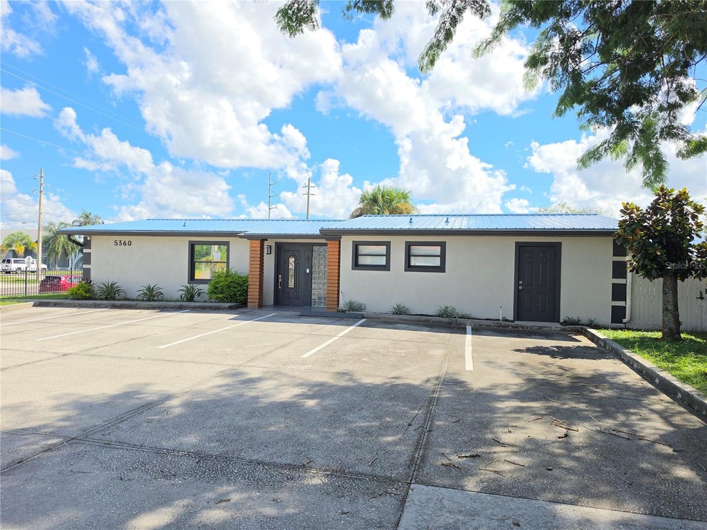 Photo of 5350 Curry Ford Road #Building 2, Orlando, FL 32812 (MLS # O6449312)