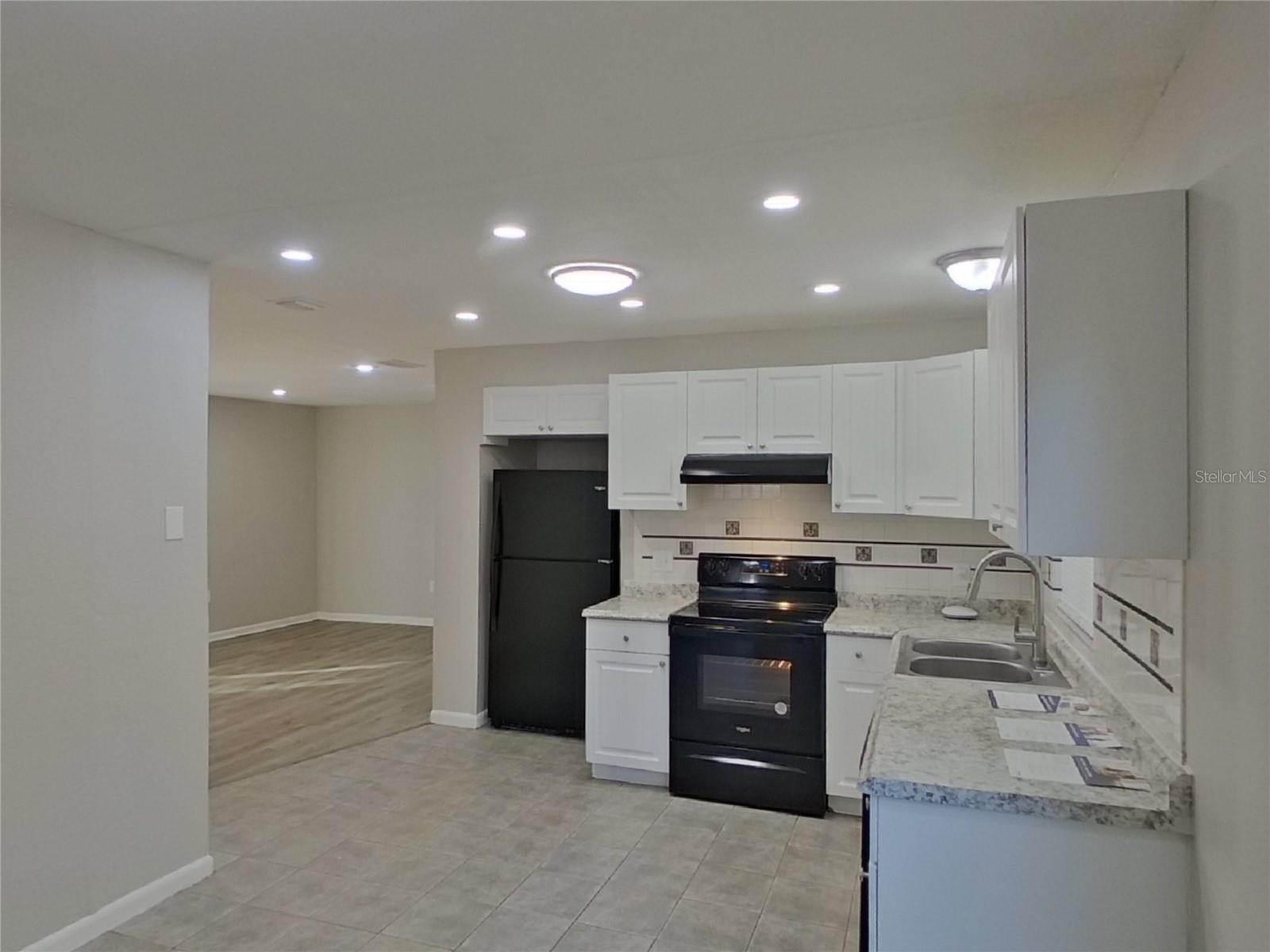 HIGH VIEW TERRACE - Residential Lease