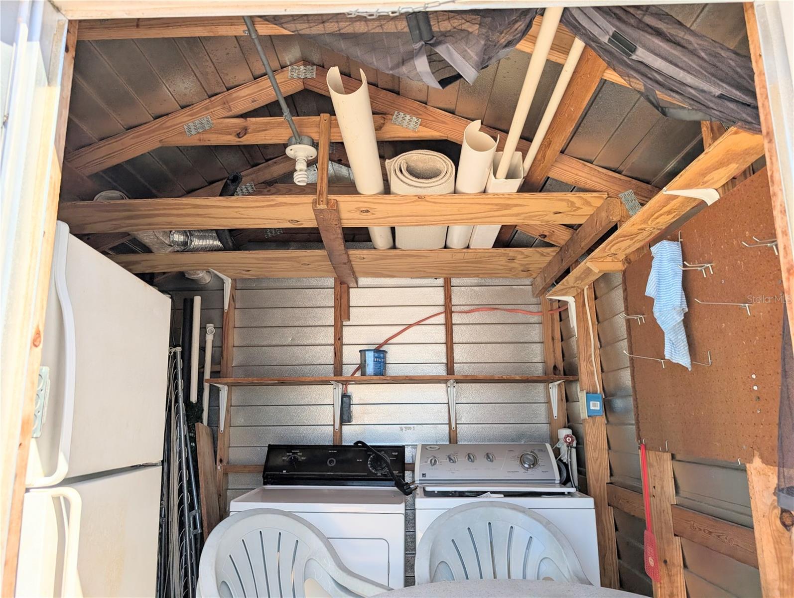 CENTER CREST R V PARK - Land