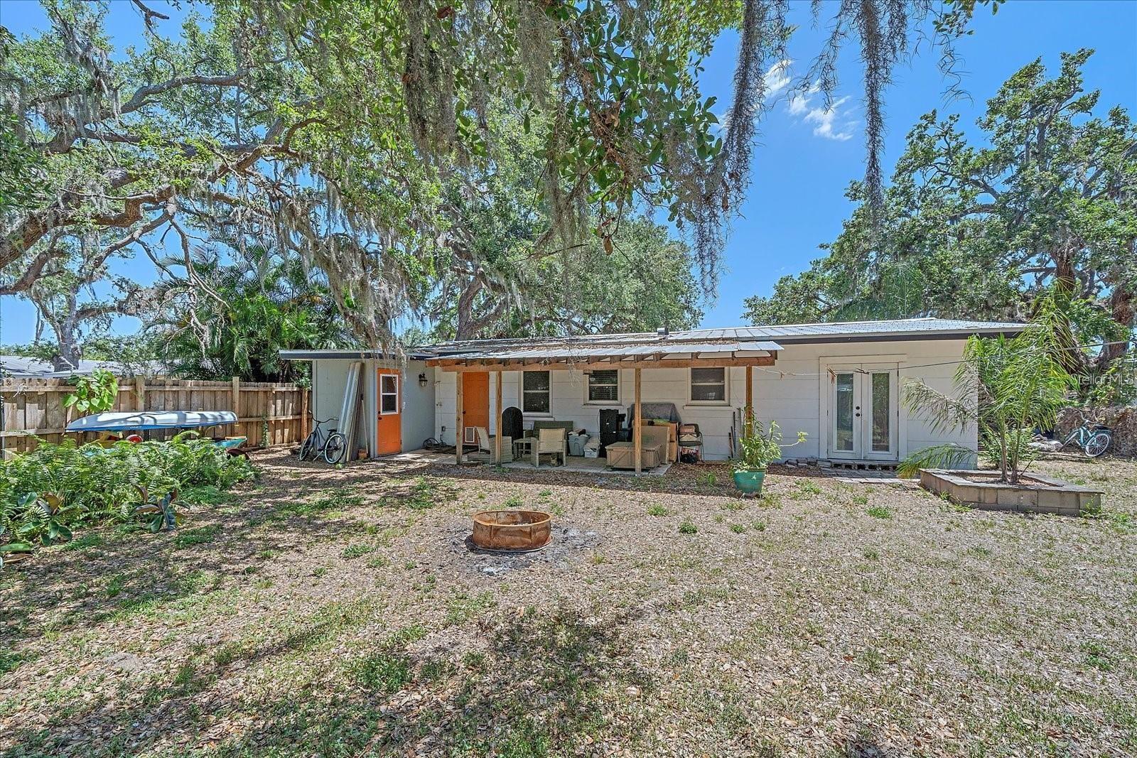 CAROLINA ESTATES - Residential