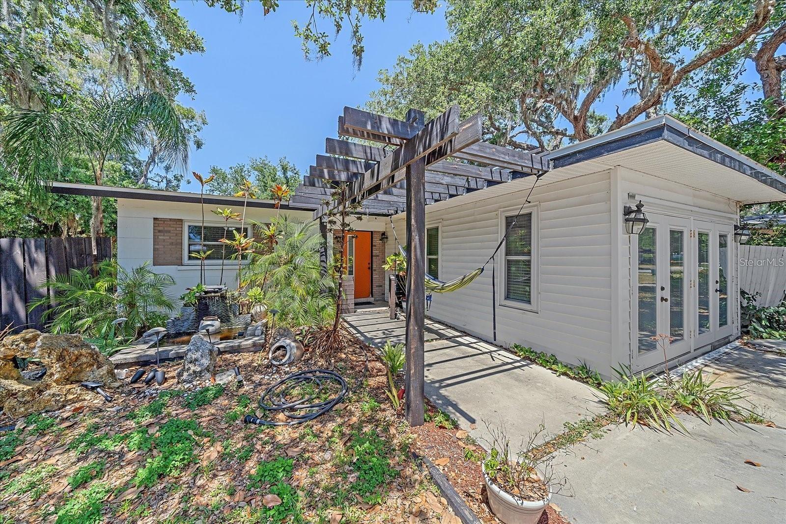 CAROLINA ESTATES - Residential