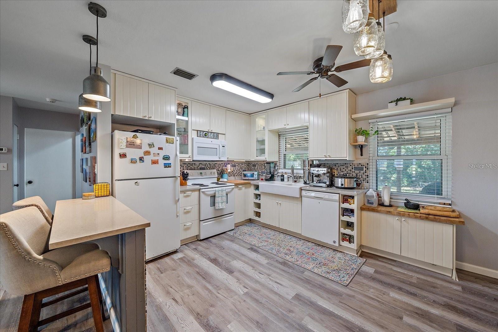 CAROLINA ESTATES - Residential