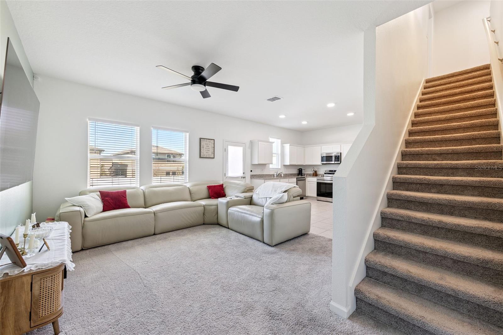 VILLAGES/MINNEOLA HILLS PH 2B - Residential