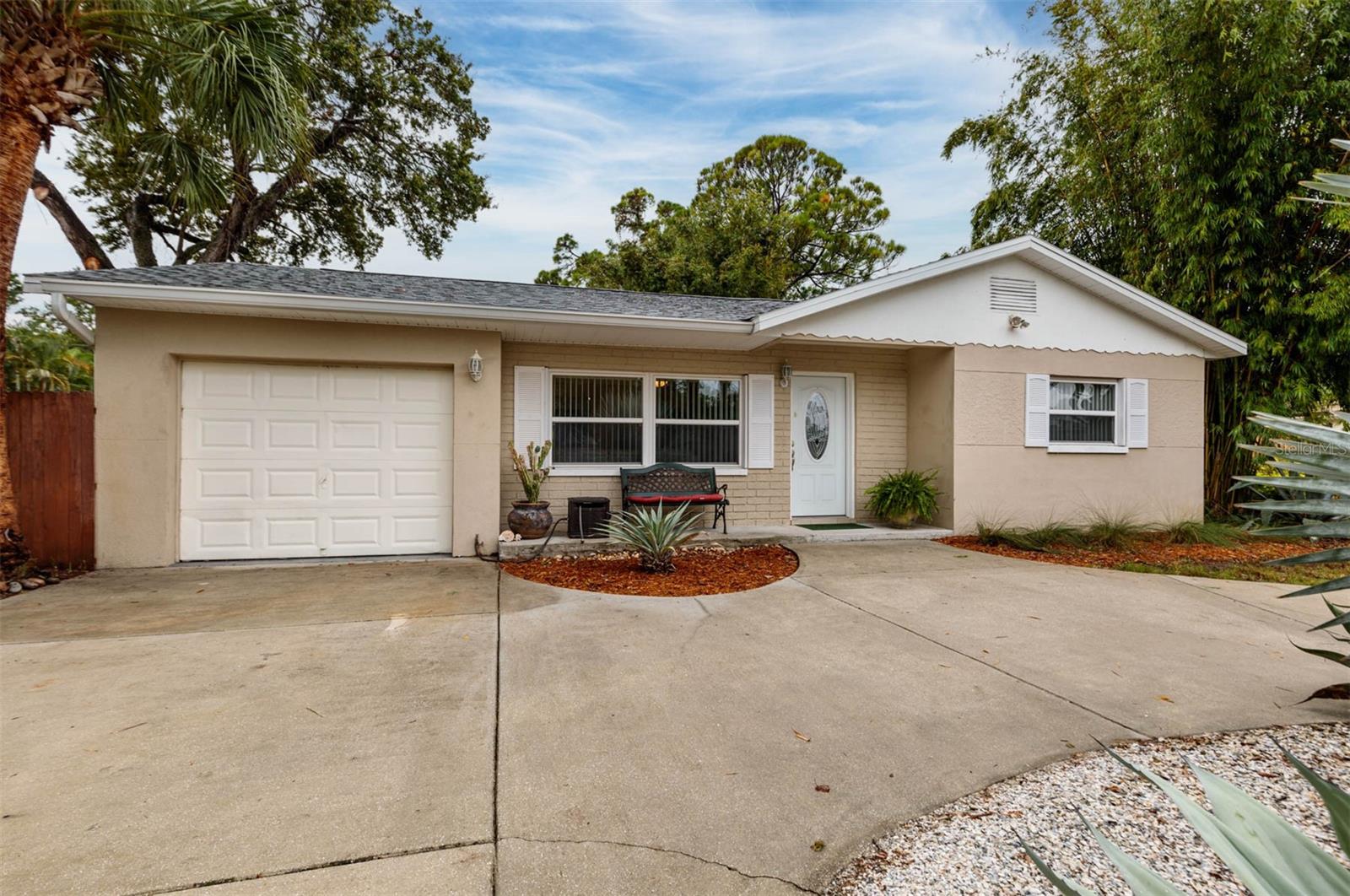 LAKE PEARL ESTATES U - Residential