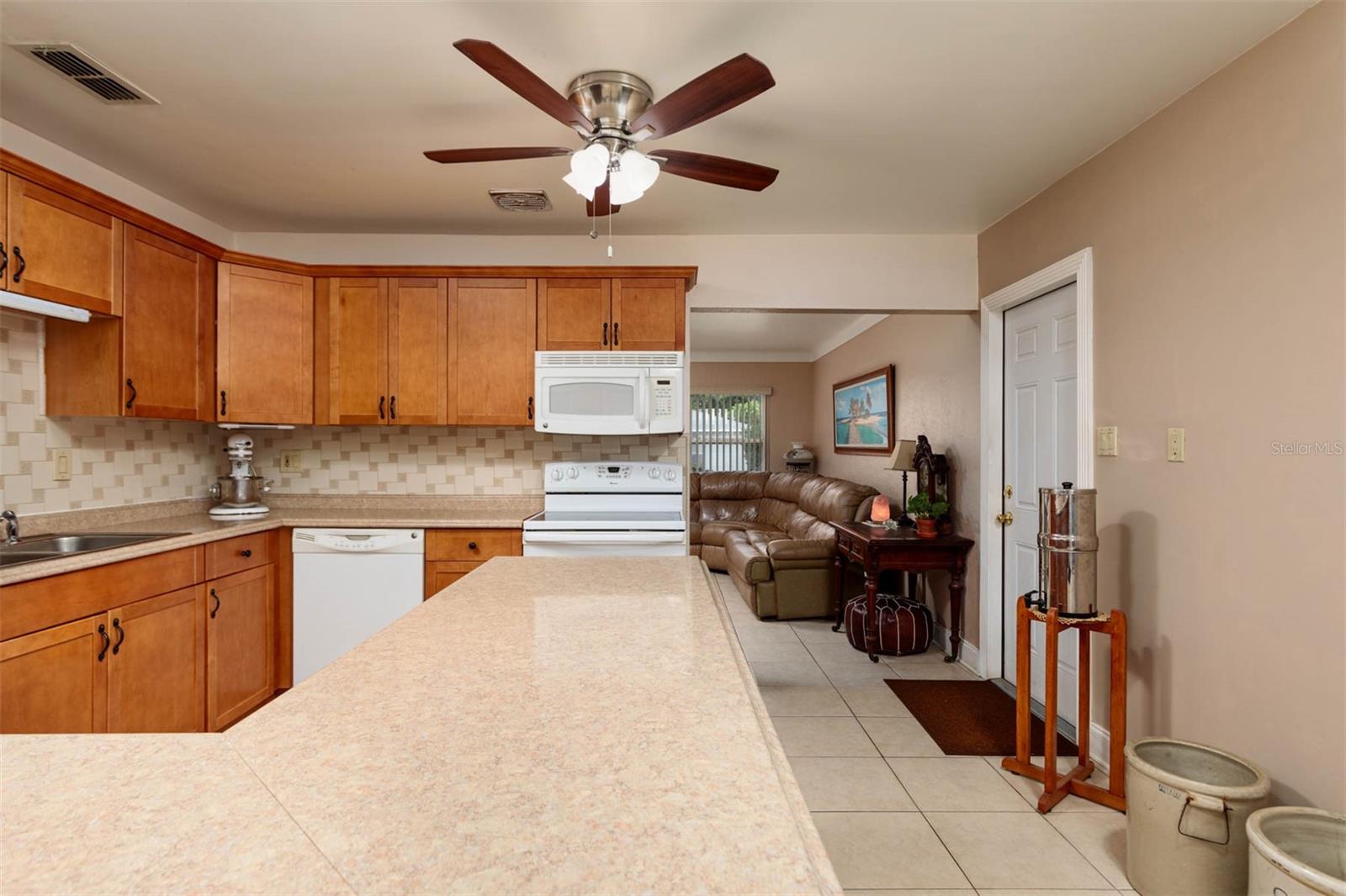 LAKE PEARL ESTATES U - Residential