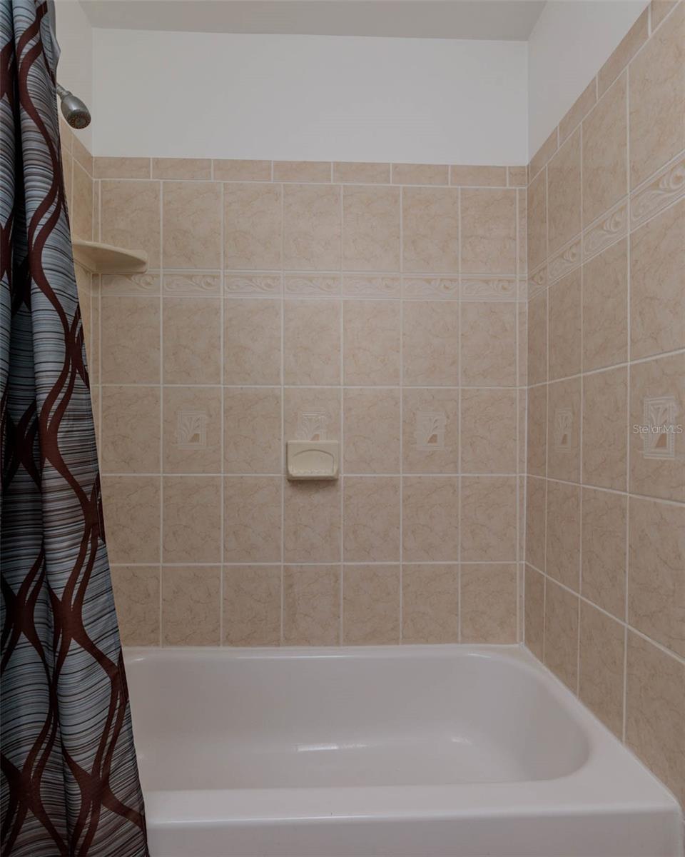 LAKE PEARL ESTATES U - Residential