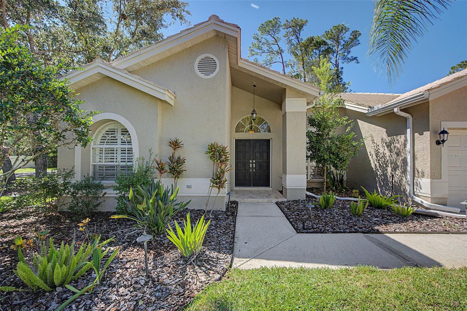 1558 E LAKE WOODLANDS PARKWAY