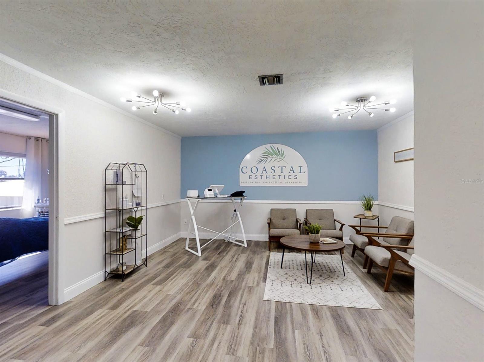 Florida Shores 01 - Commercial Lease