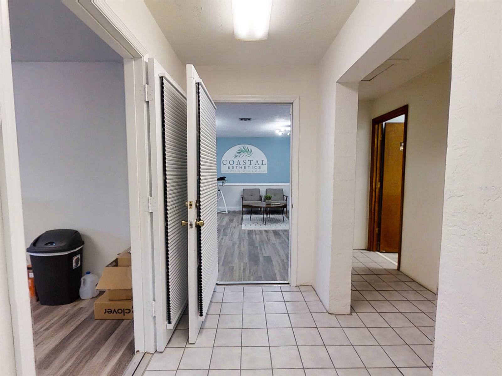 Florida Shores 01 - Commercial Lease