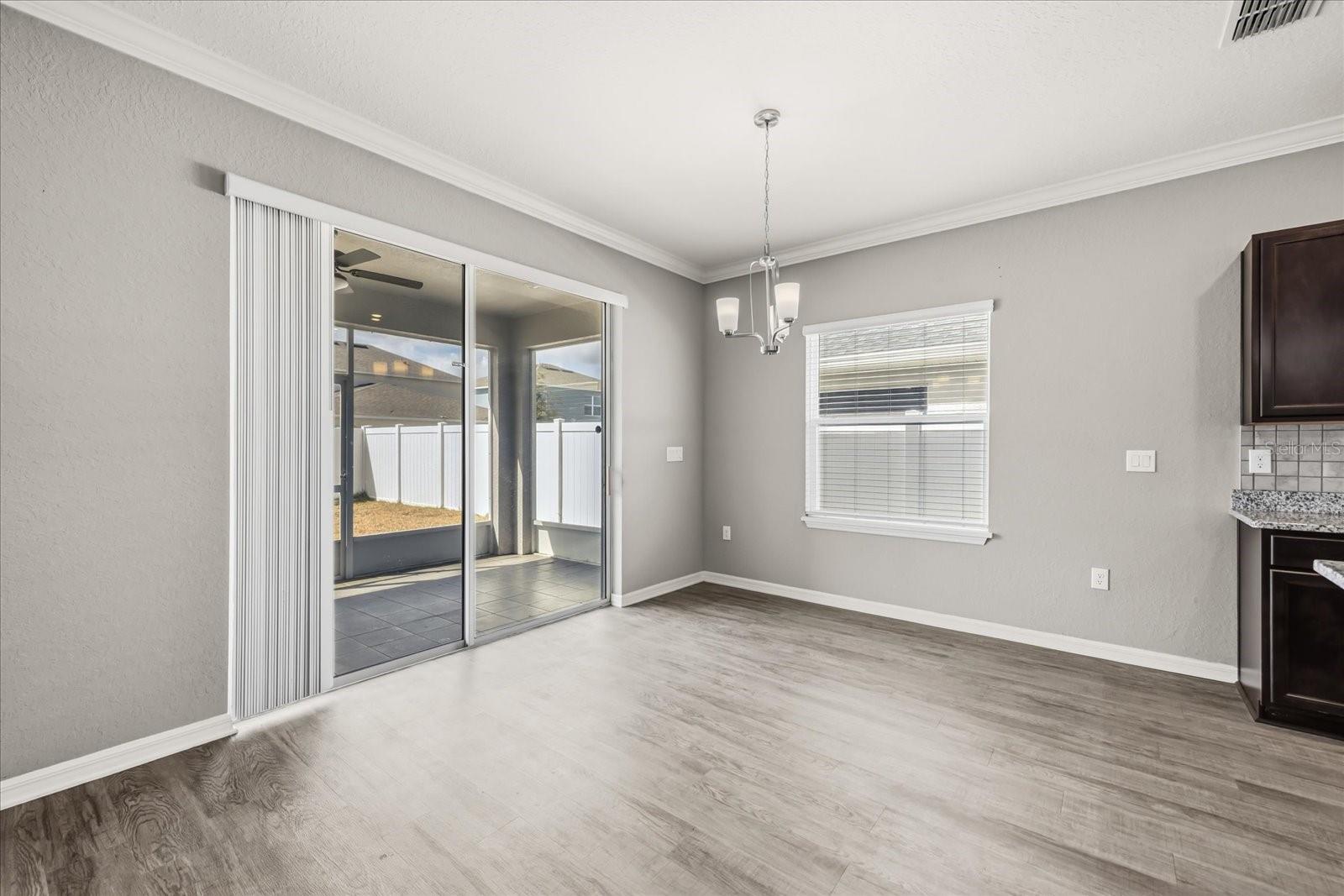 ASTONIA - Residential