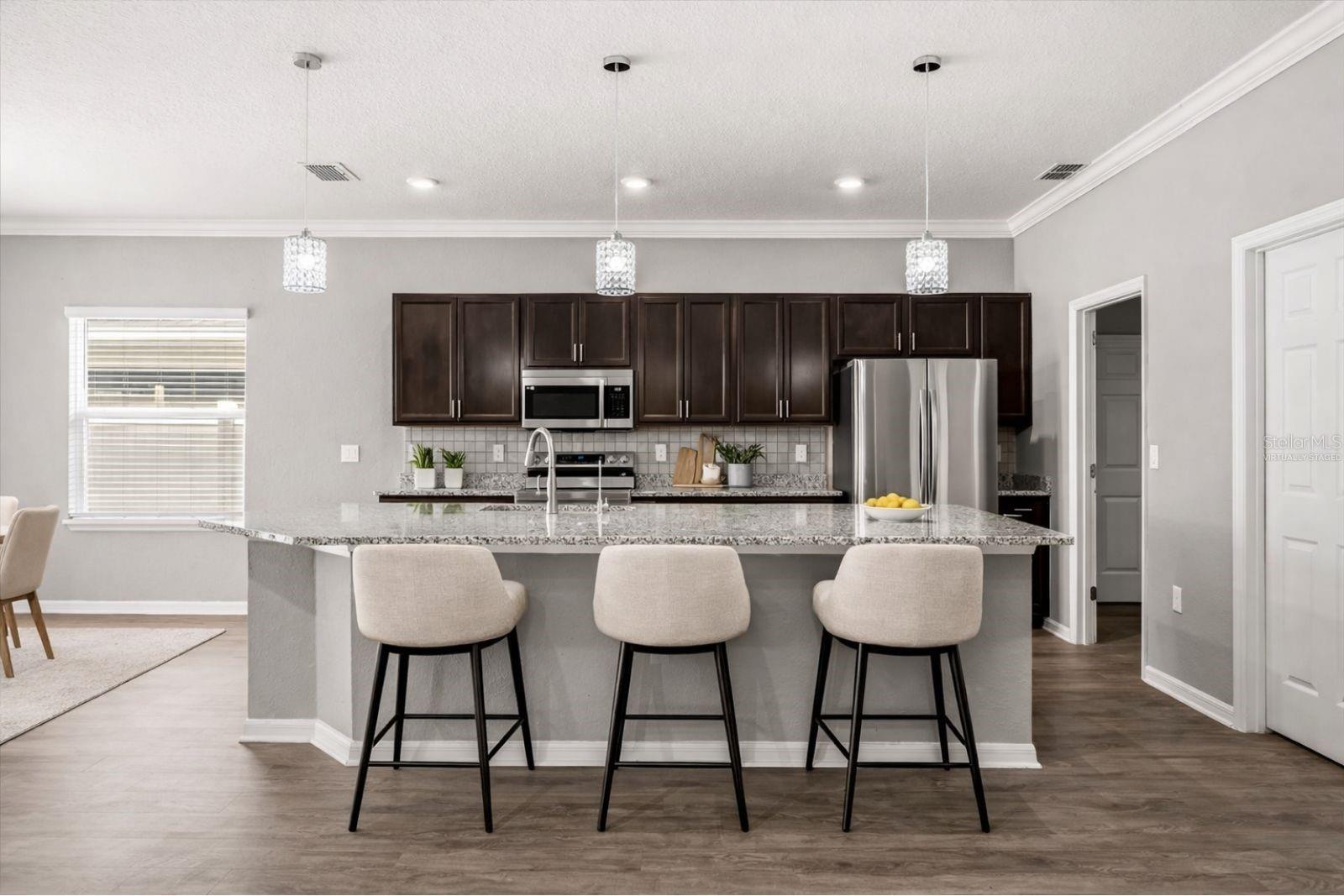 ASTONIA - Residential