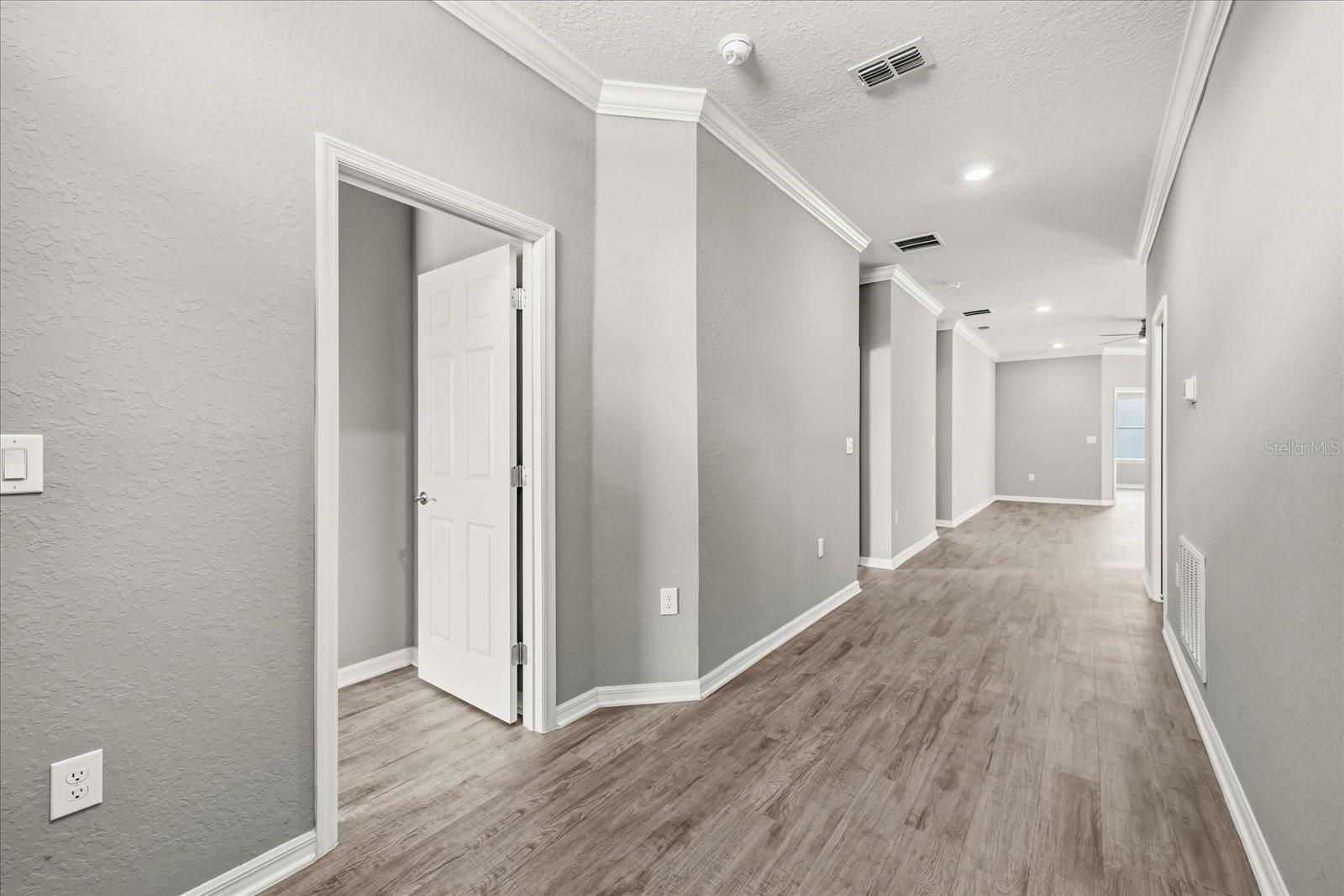 ASTONIA - Residential