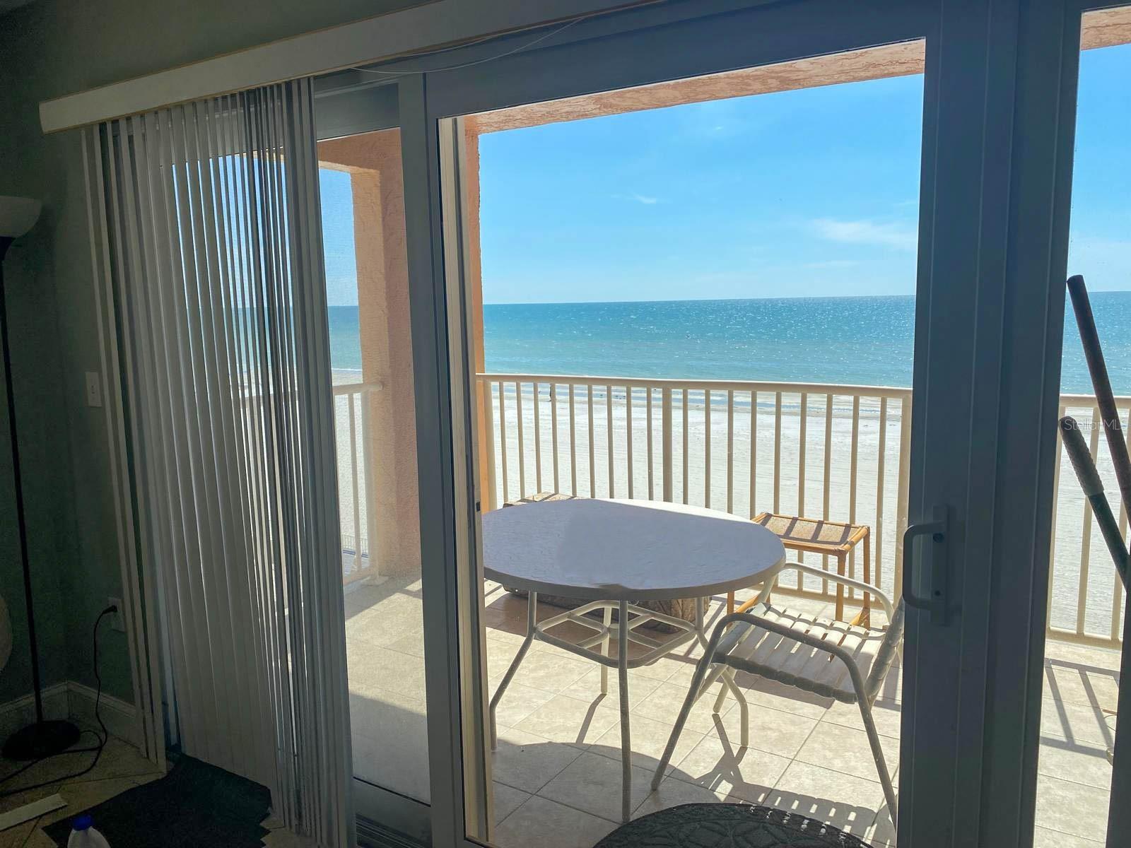 HOLIDAY VILLAS 3 - Residential