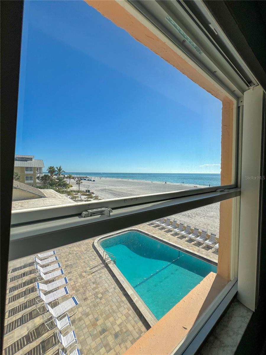 18610 GULF BOULEVARD 203