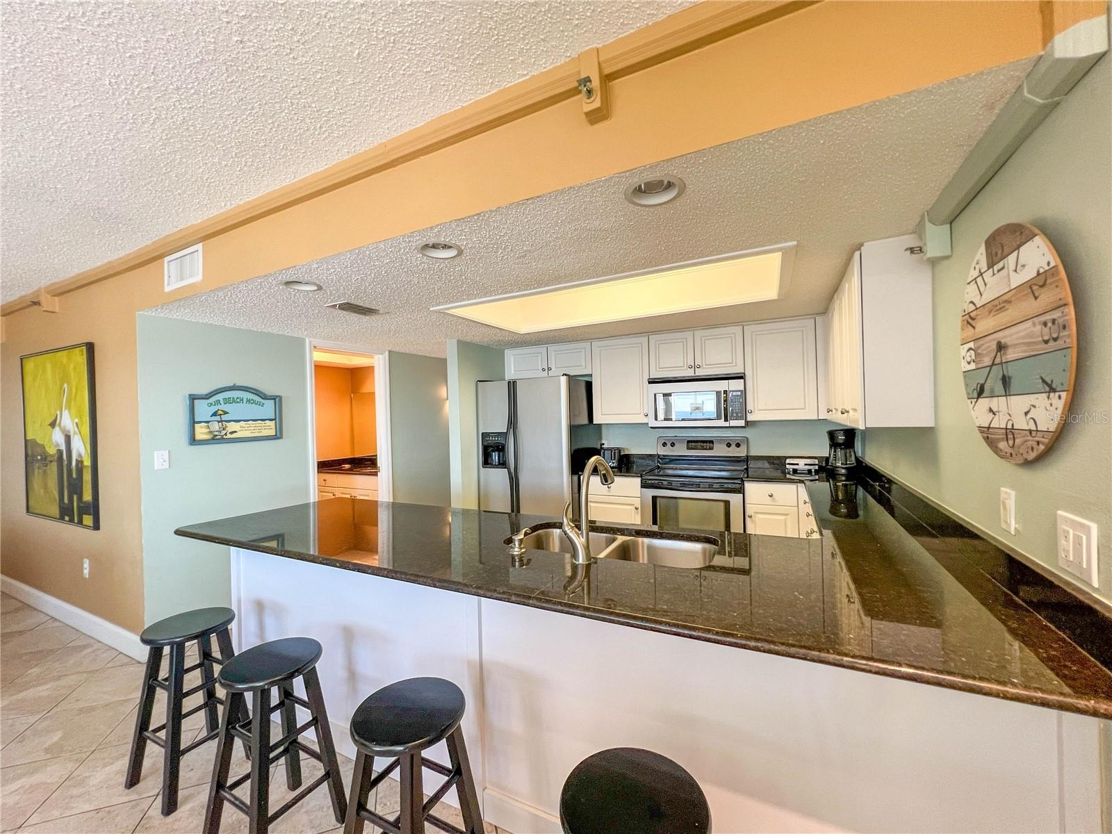 HOLIDAY VILLAS 3 - Residential