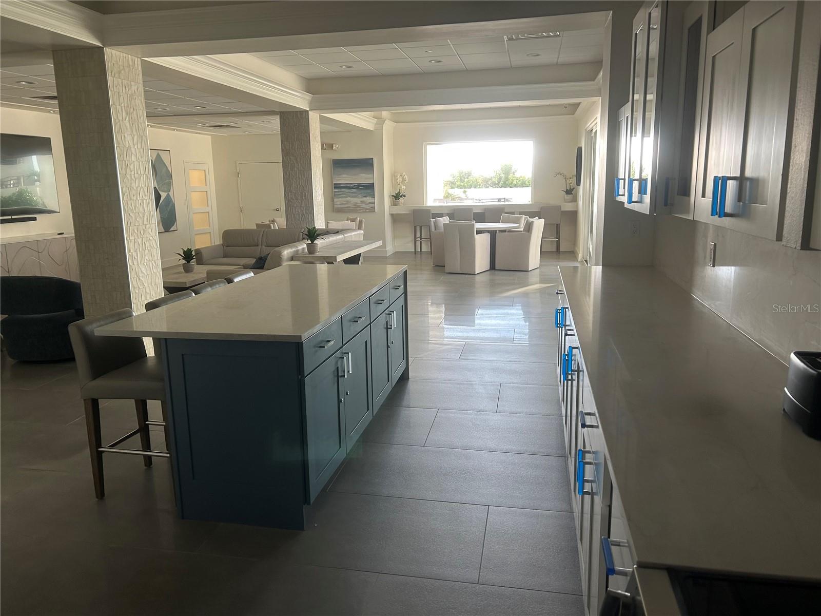 SIESTA TOWERS - Residential