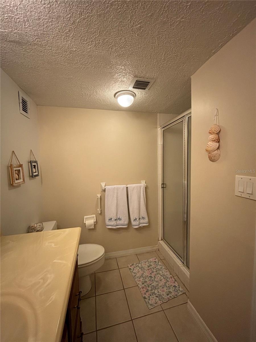 SIESTA TOWERS - Residential