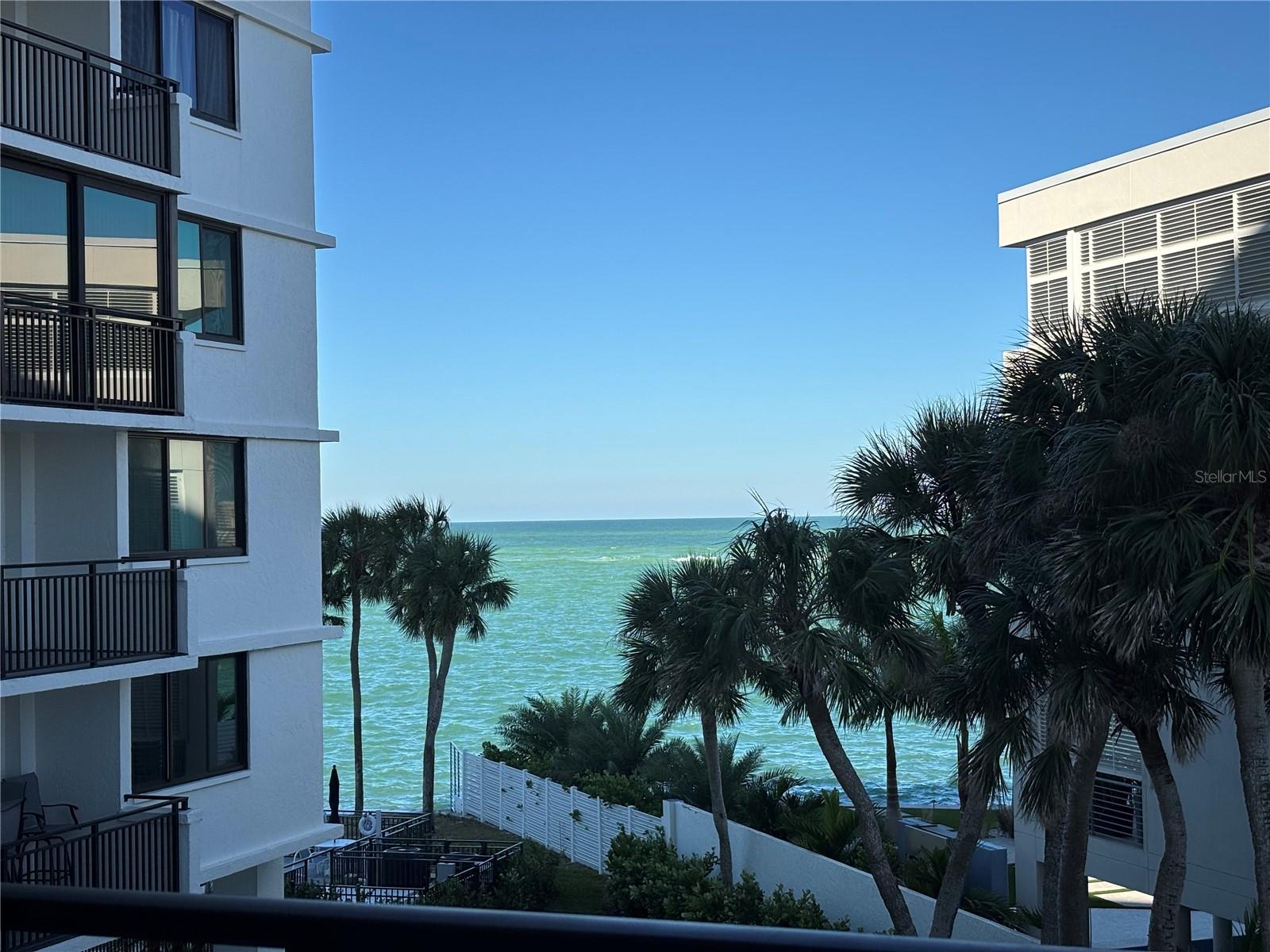 4822 OCEAN BOULEVARD 3D