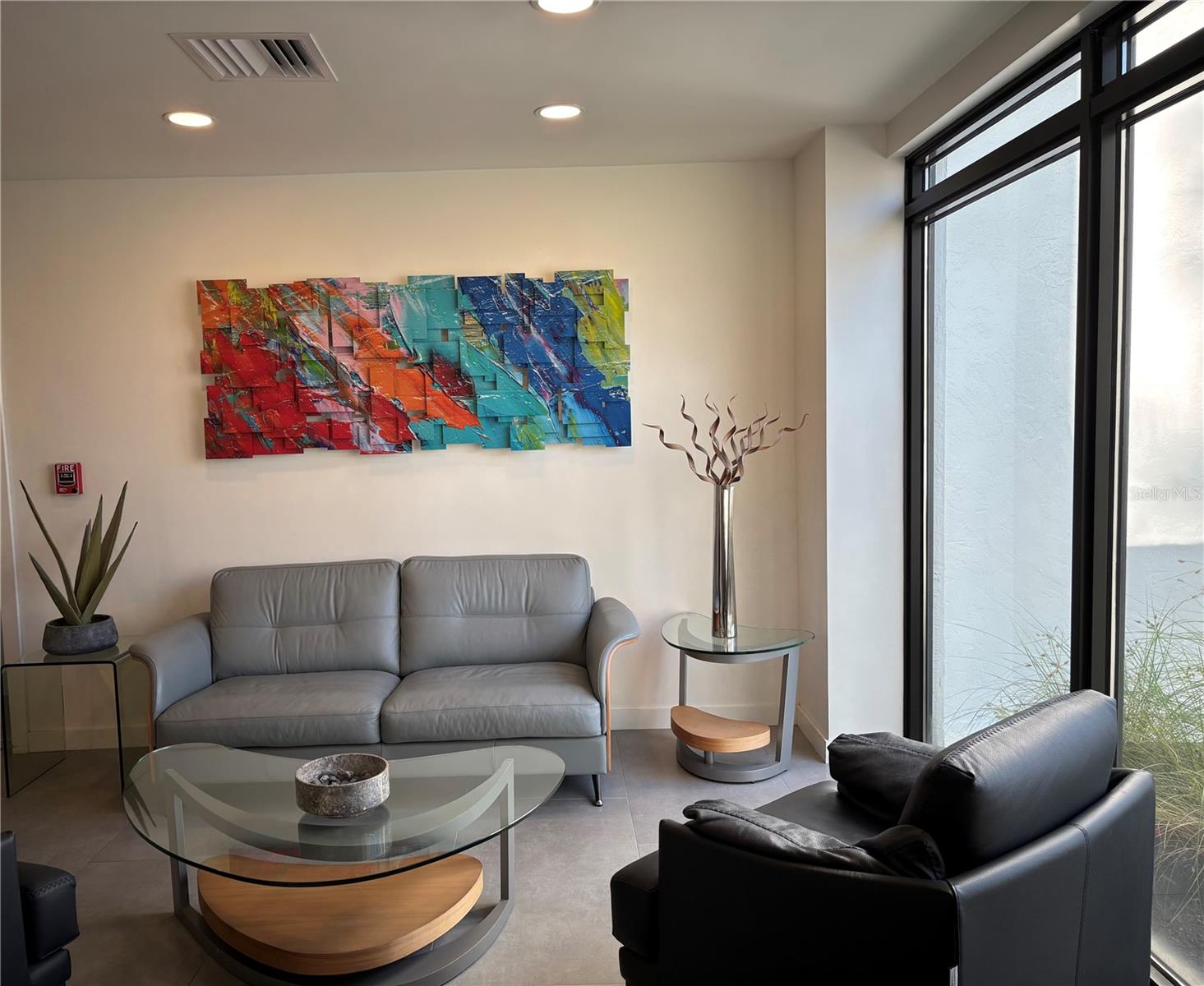 SIESTA TOWERS - Residential