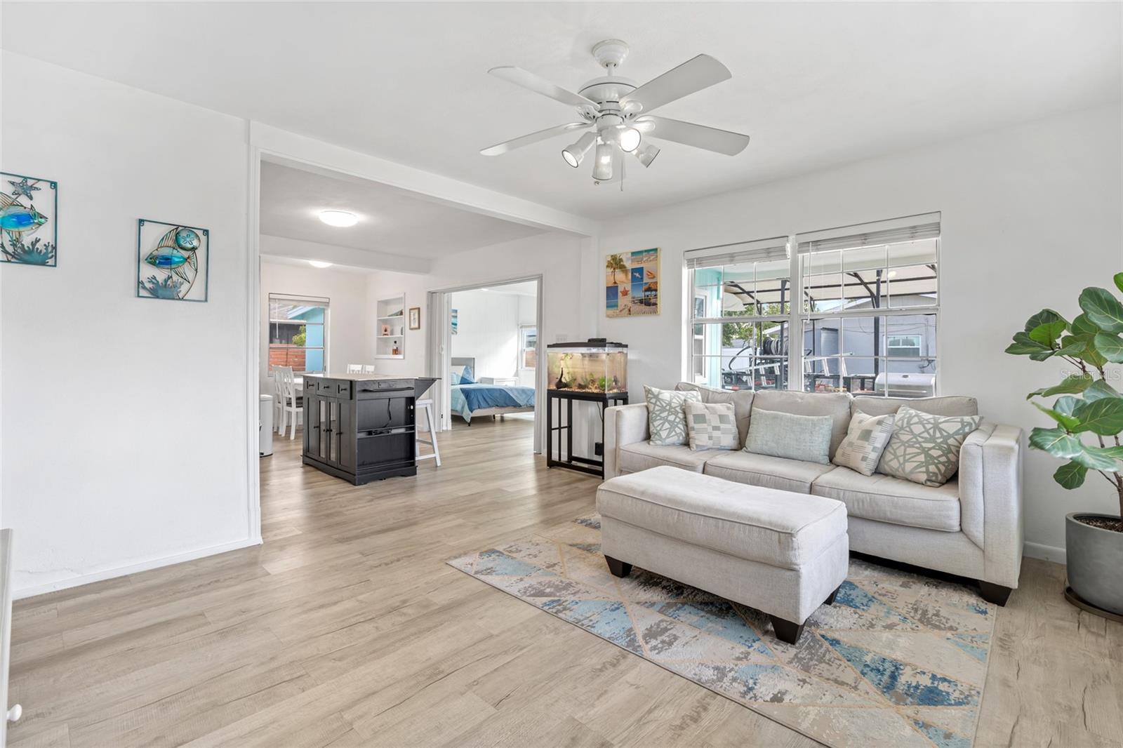 SARASOTA SPRINGS - Residential