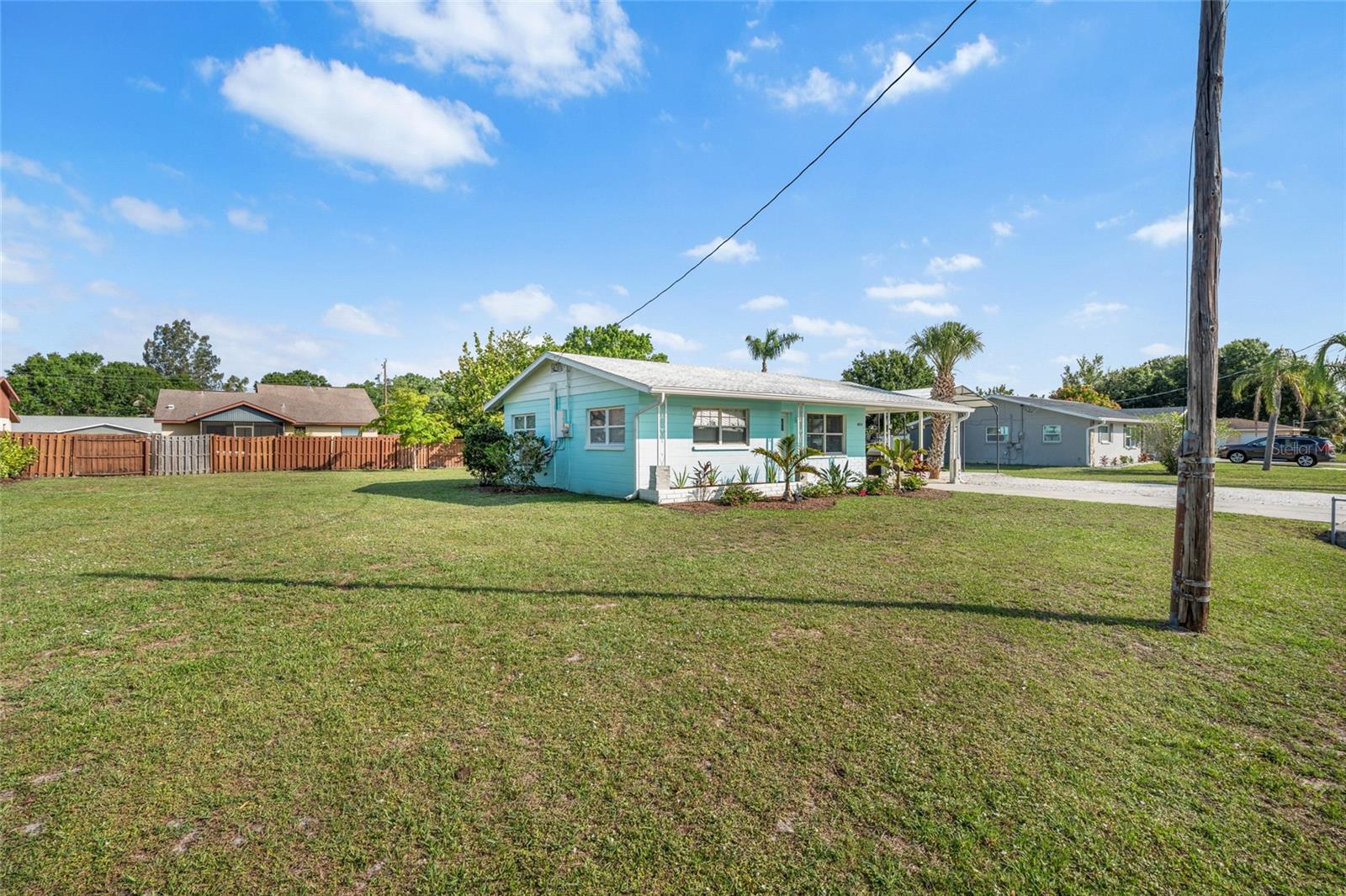 SARASOTA SPRINGS - Residential