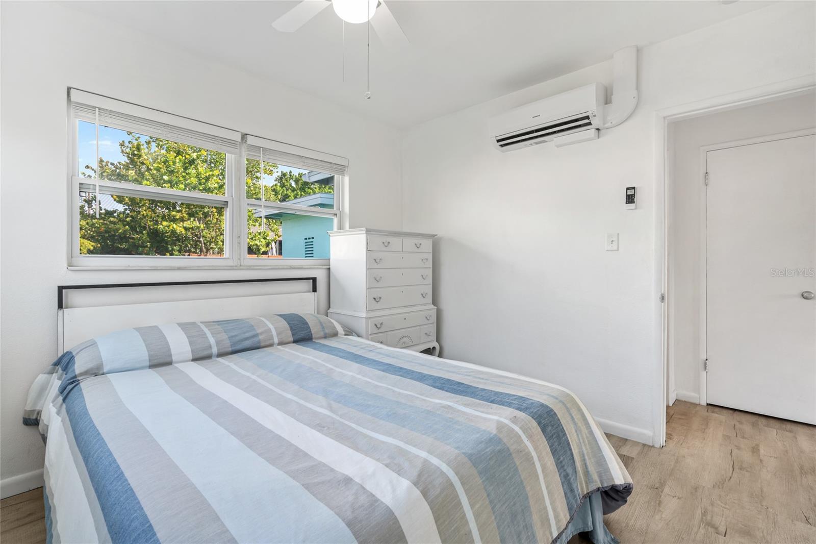 SARASOTA SPRINGS - Residential