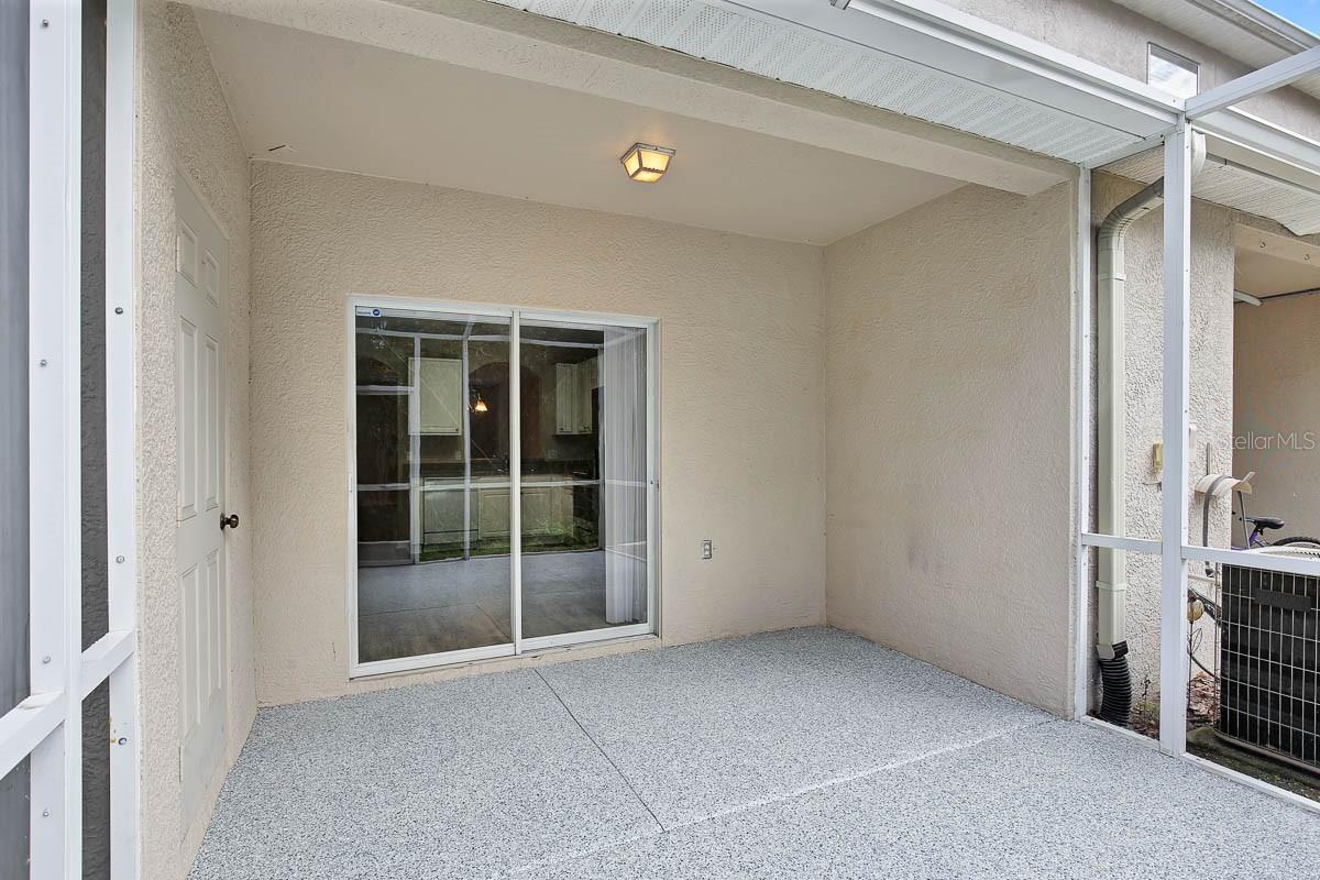 FISHHAWK RANCH TOWNHOMES - Residential Lease