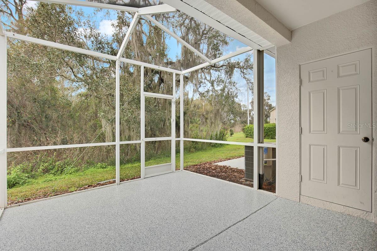 FISHHAWK RANCH TOWNHOMES - Residential Lease