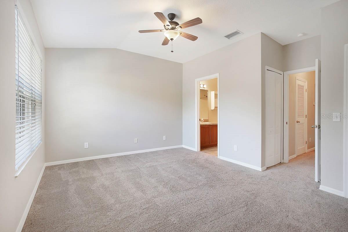 FISHHAWK RANCH TOWNHOMES - Residential Lease