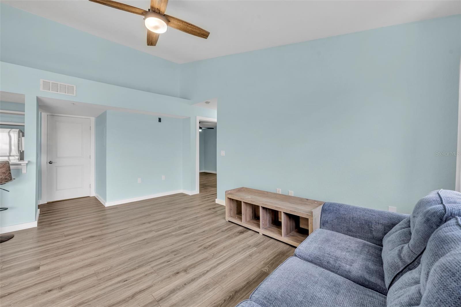 CHARLES TOWNE/PK CENTRAL CONDO - Residential