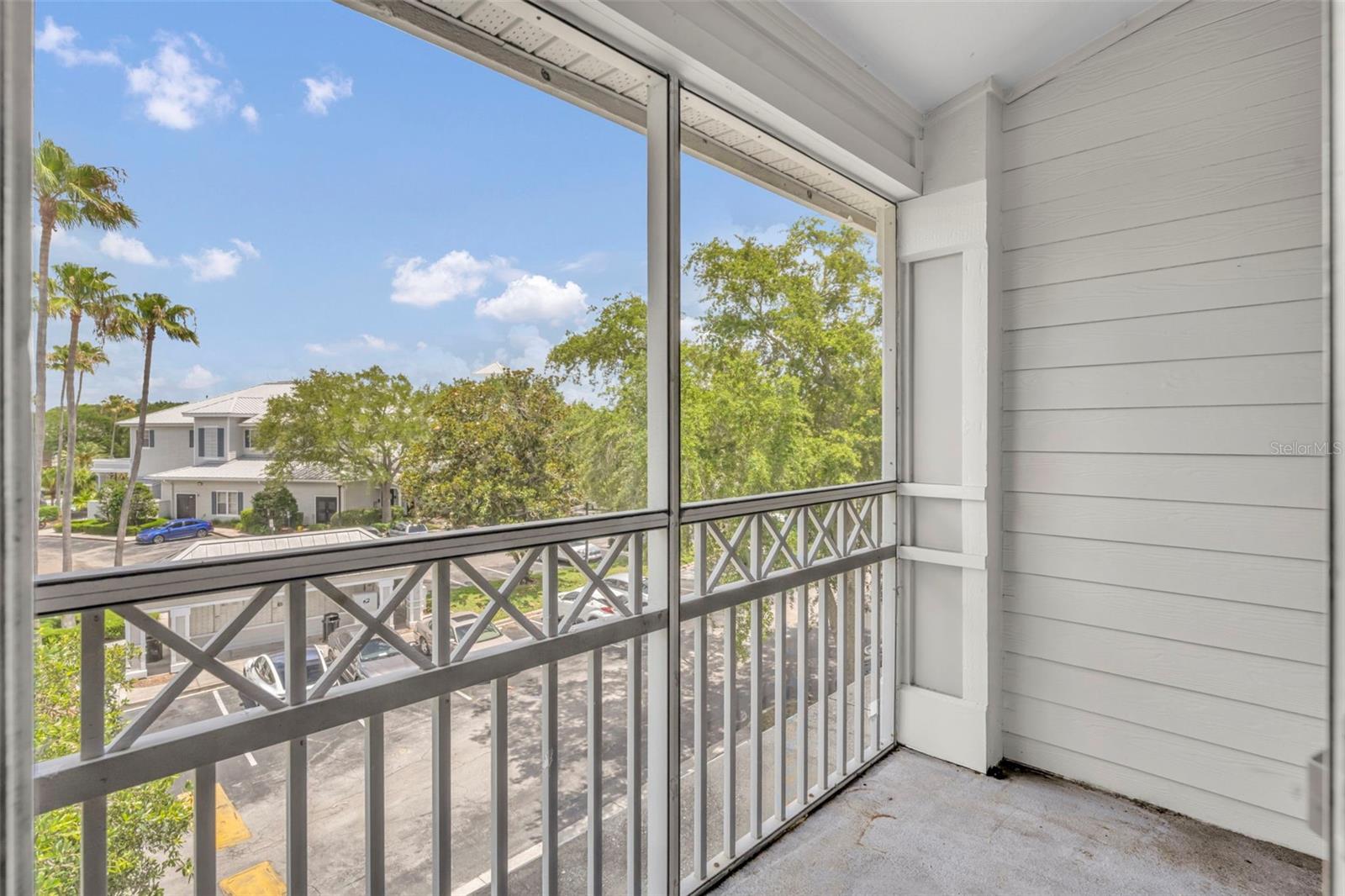 CHARLES TOWNE/PK CENTRAL CONDO - Residential