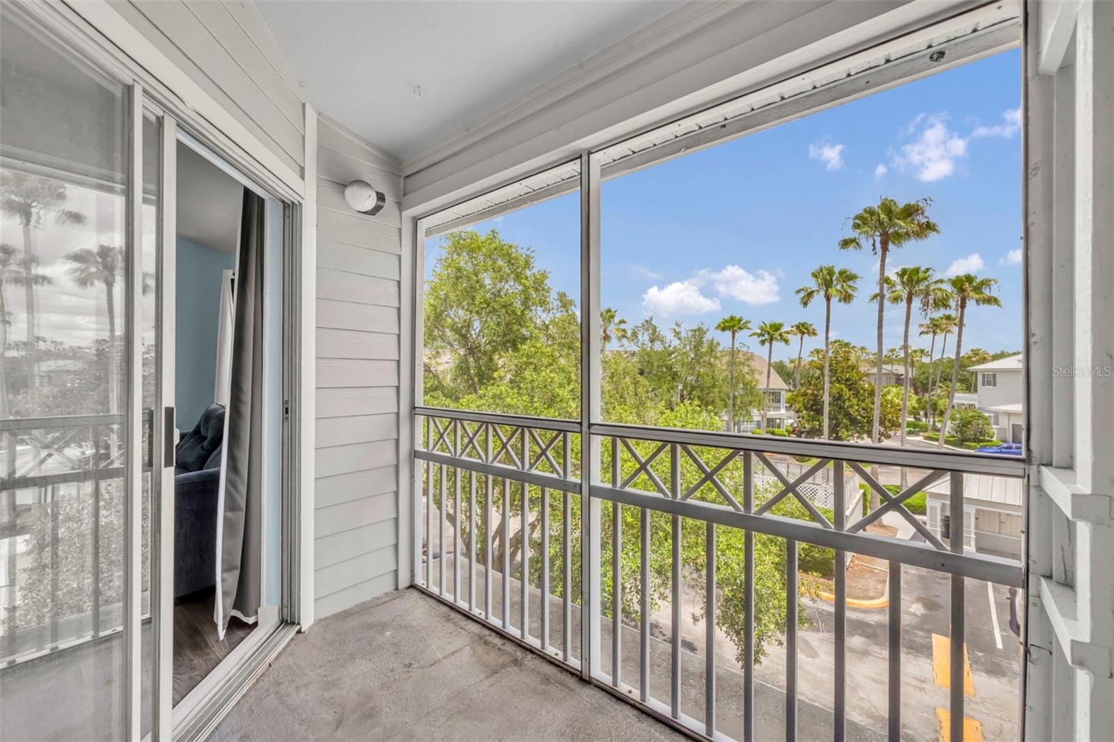 CHARLES TOWNE/PK CENTRAL CONDO - Residential
