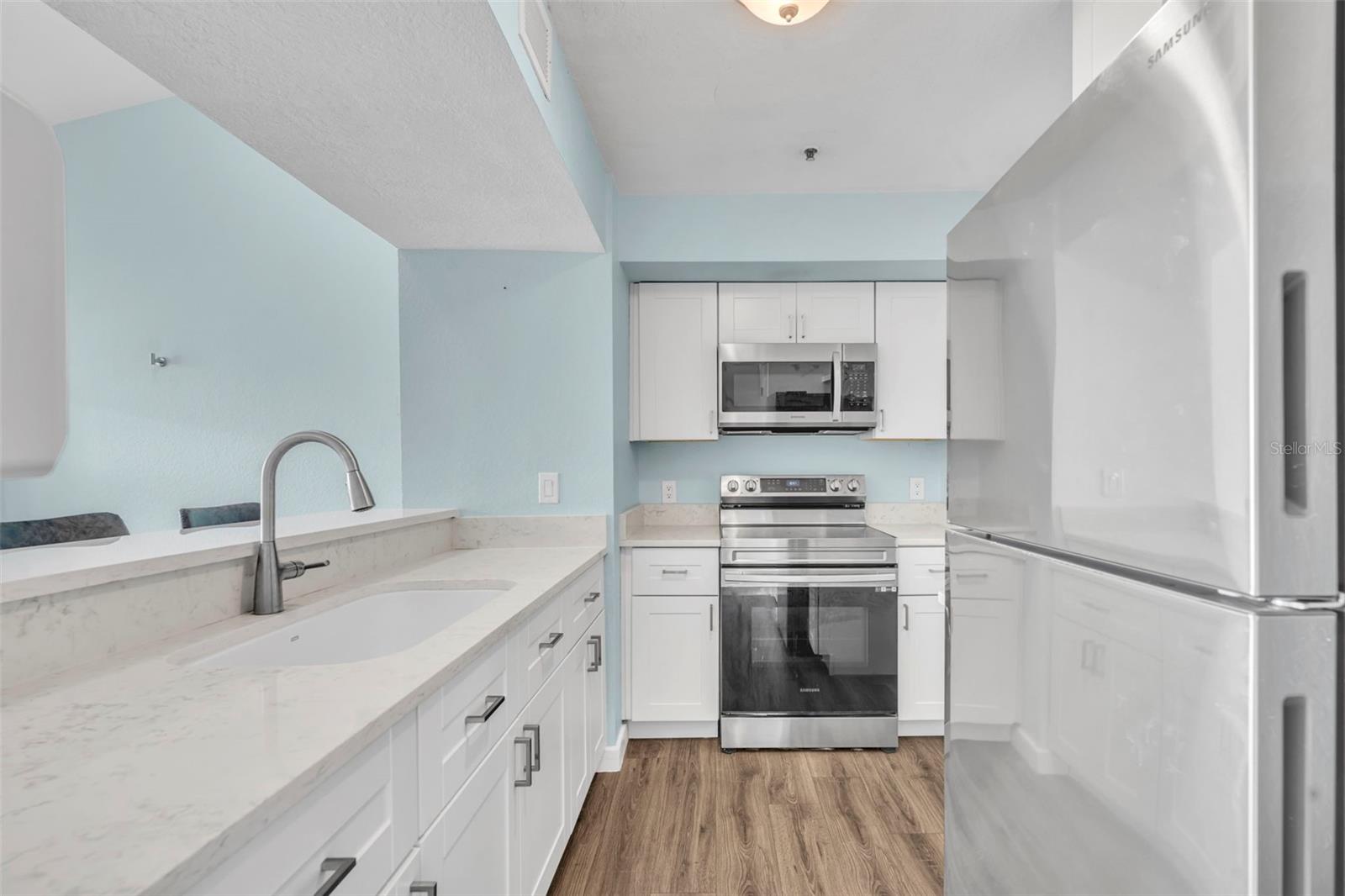 CHARLES TOWNE/PK CENTRAL CONDO - Residential