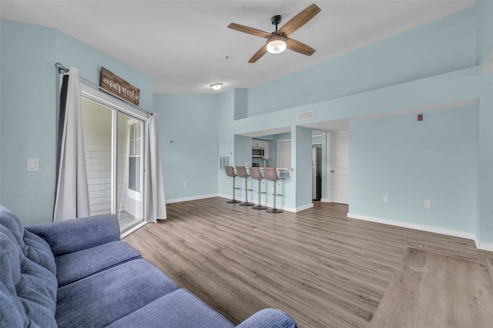 CHARLES TOWNE/PK CENTRAL CONDO - Residential