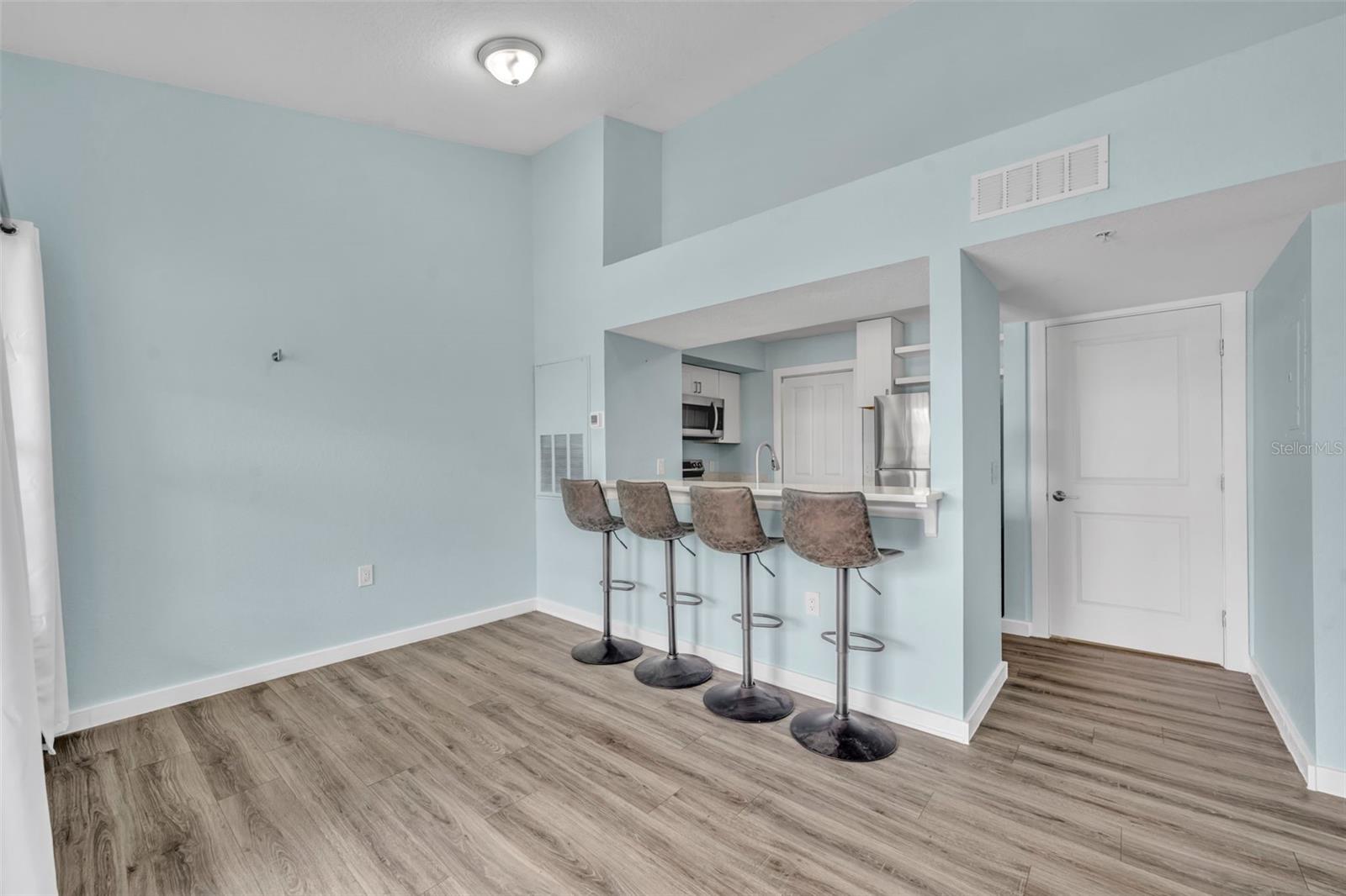 CHARLES TOWNE/PK CENTRAL CONDO - Residential