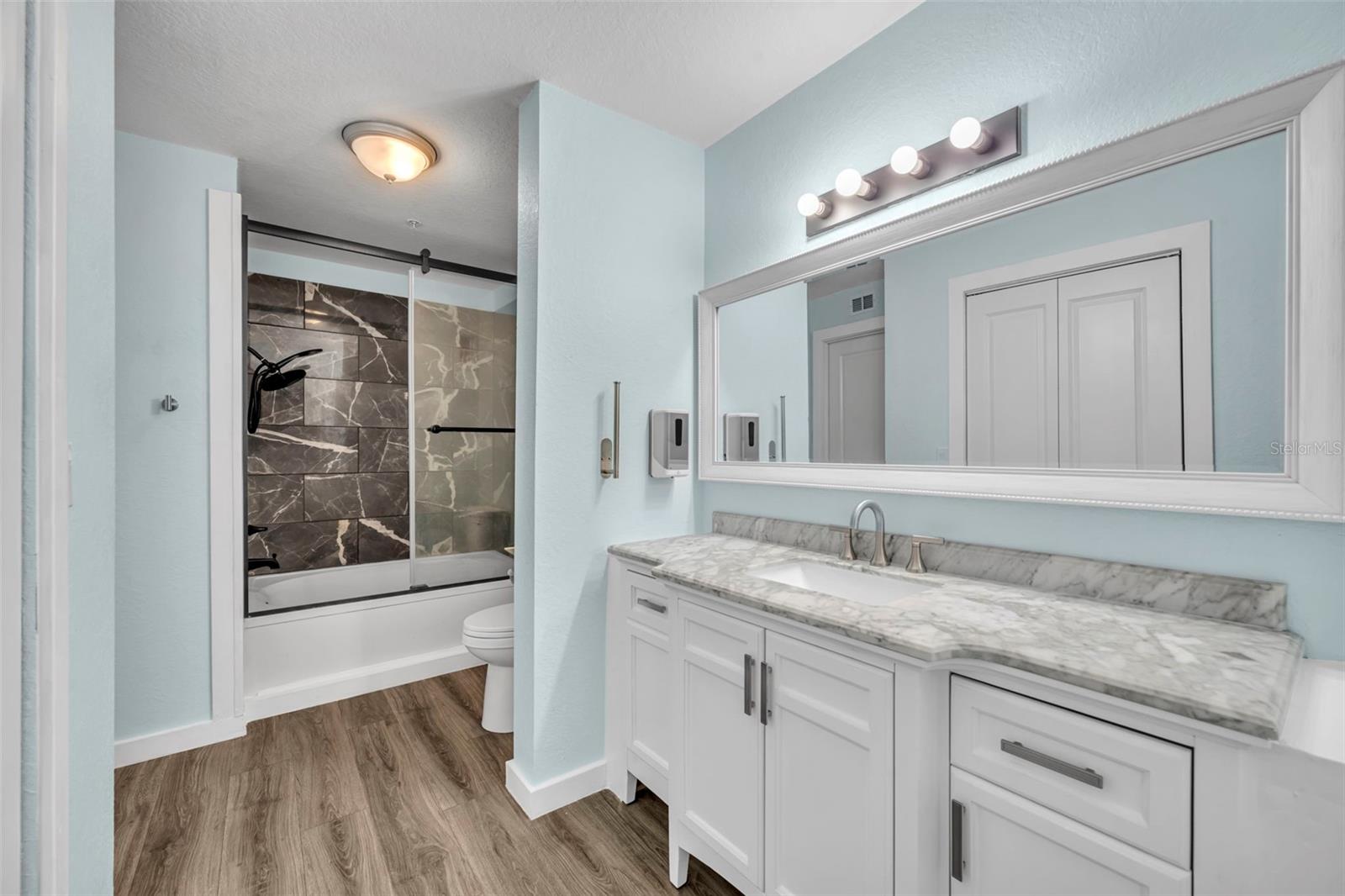 CHARLES TOWNE/PK CENTRAL CONDO - Residential