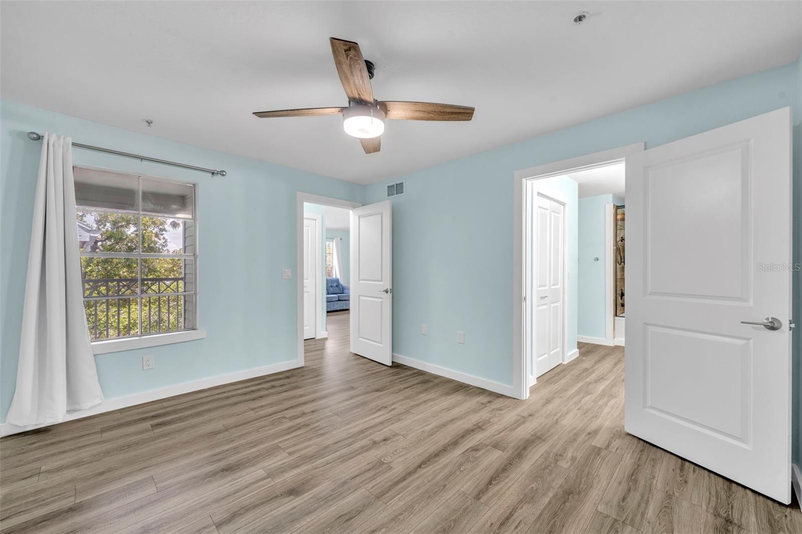CHARLES TOWNE/PK CENTRAL CONDO - Residential