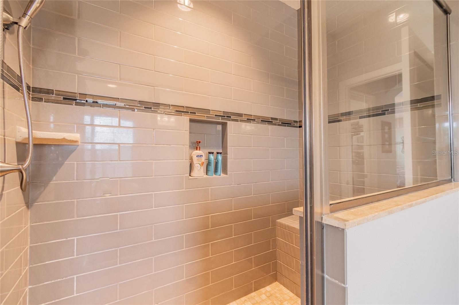 LAKESHORE RANCH PH I - Residential Lease