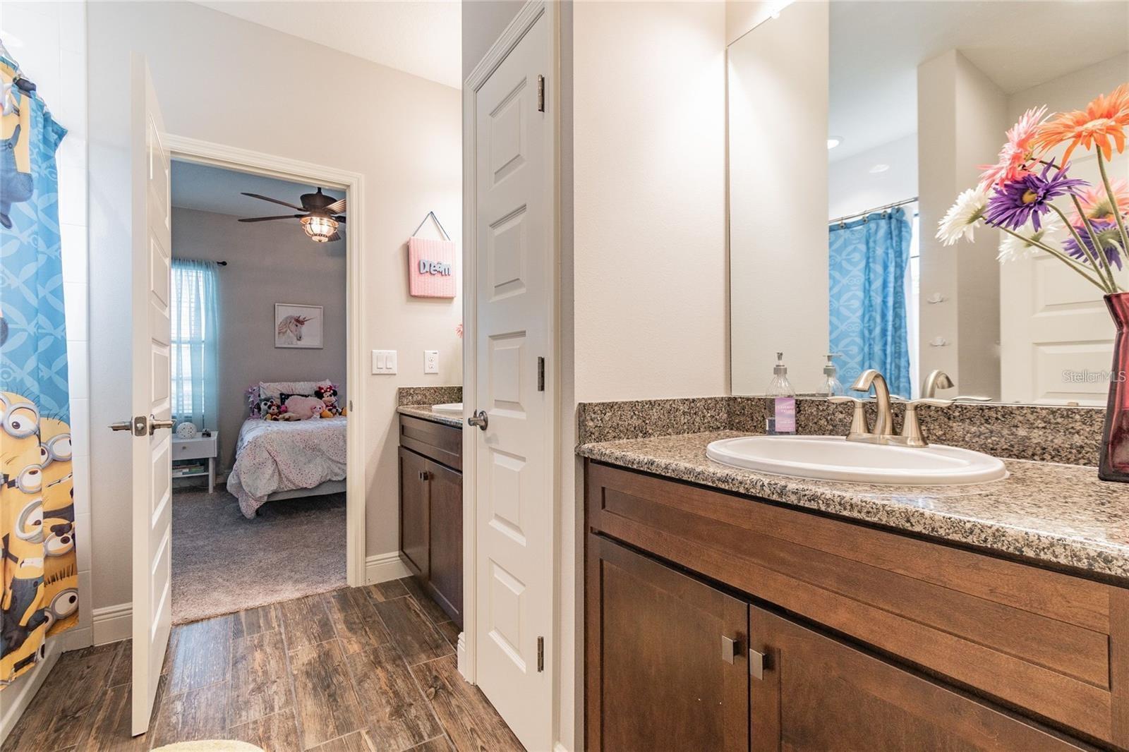 LAKESHORE RANCH PH I - Residential Lease
