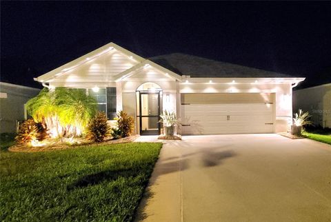 Photo of 1523 Glen Grove Loop, Wesley Chapel, FL 33543 (MLS # TB8447170)