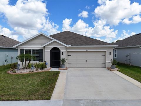 Photo of 1523 Glen Grove Loop, Wesley Chapel, FL 33543 (MLS # TB8447170)