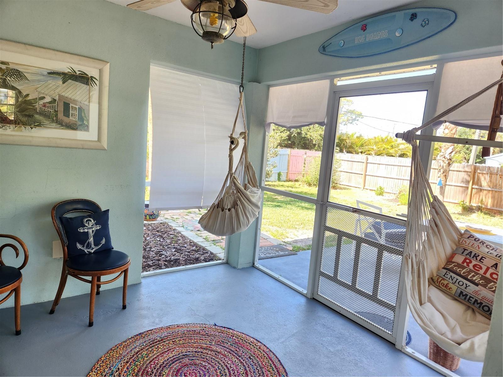 BEACH MANOR - Residential