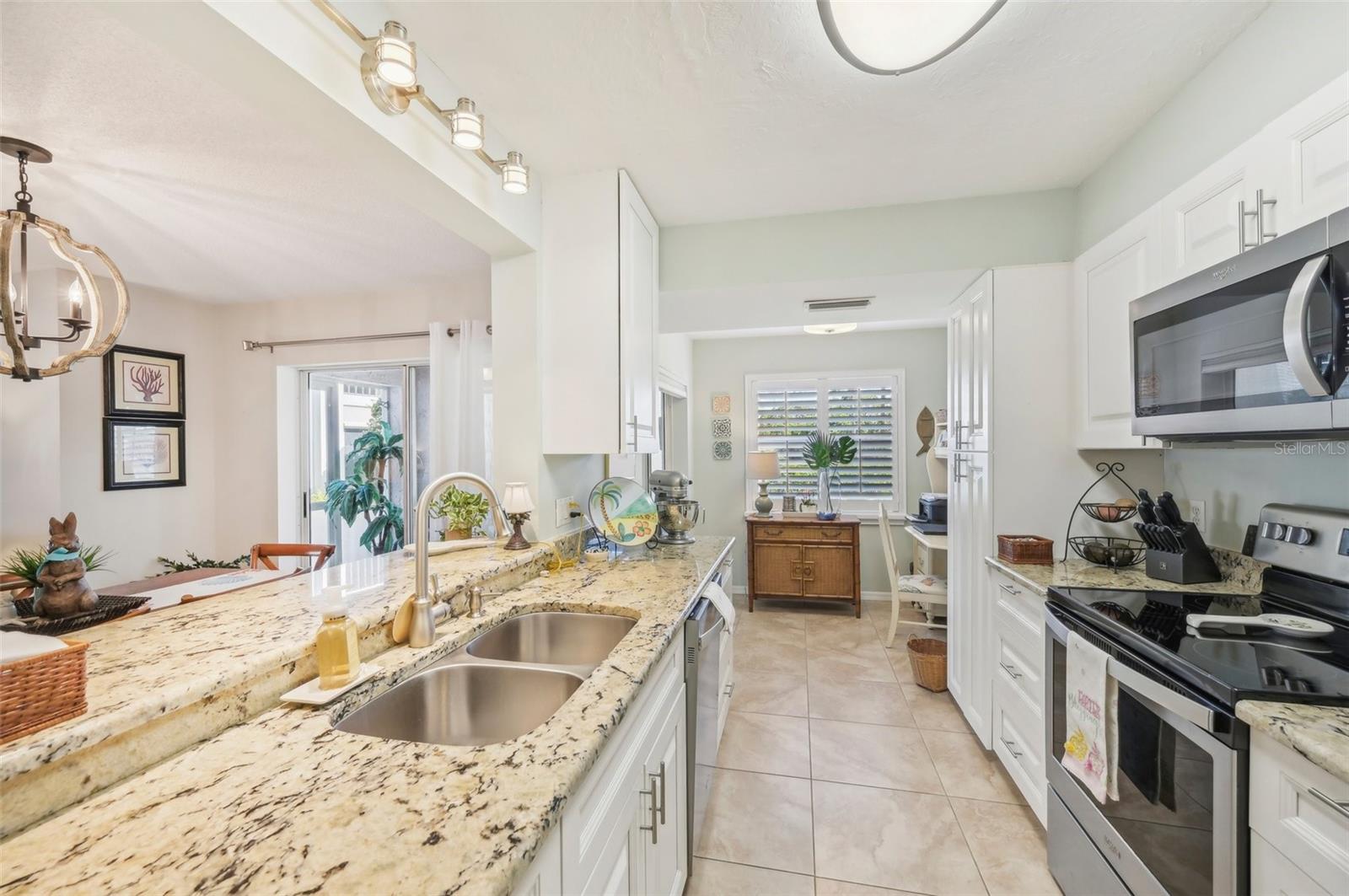 SHEFFIELD GREENE - Residential