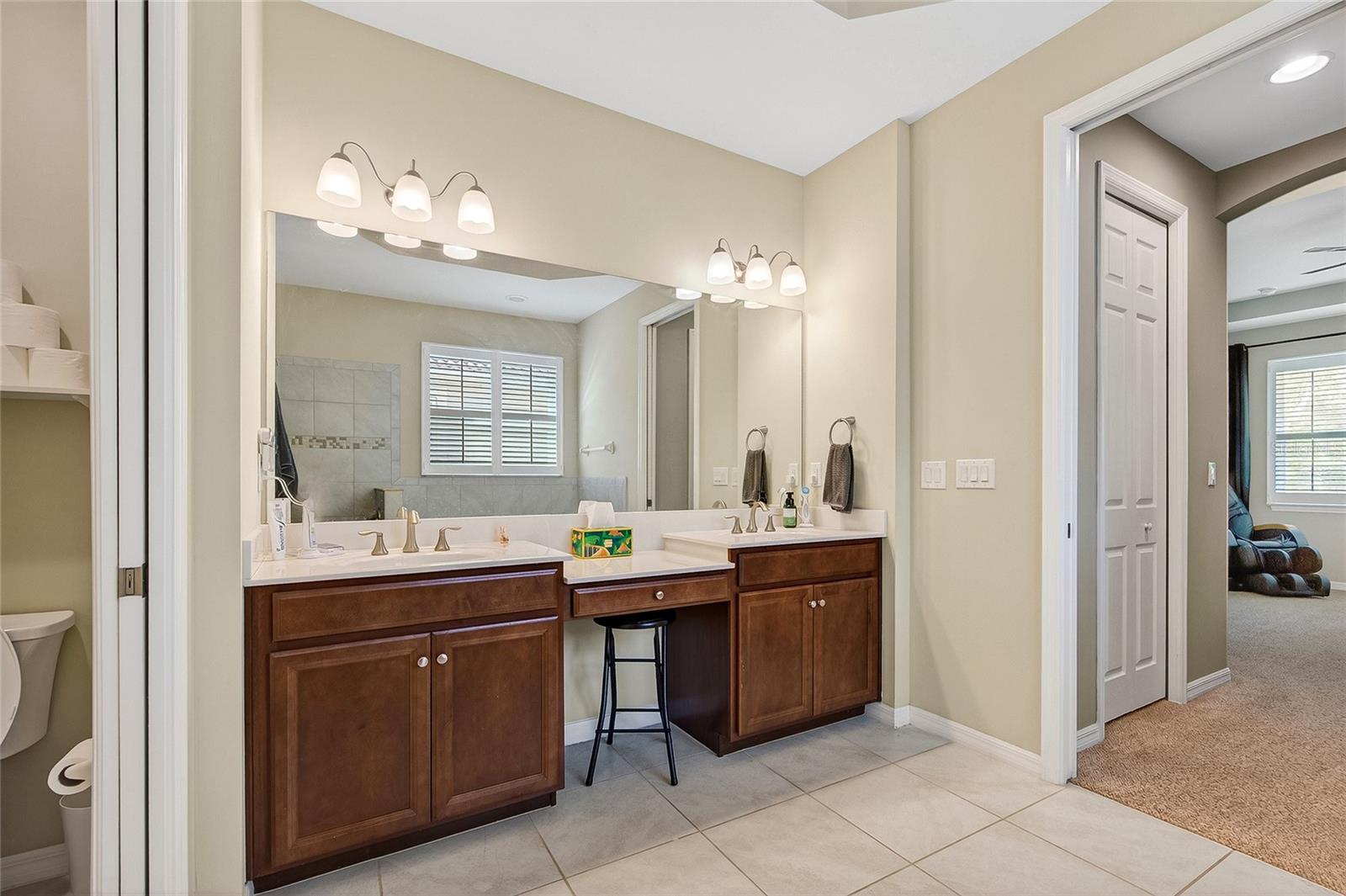 CARIBBEAN VILLAGE - Residential