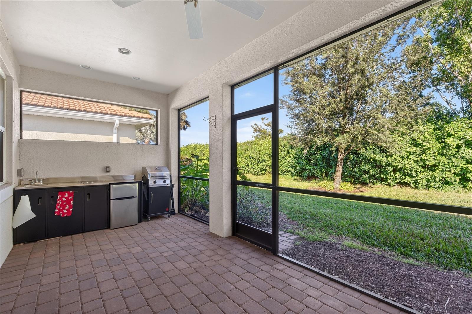 CARIBBEAN VILLAGE - Residential