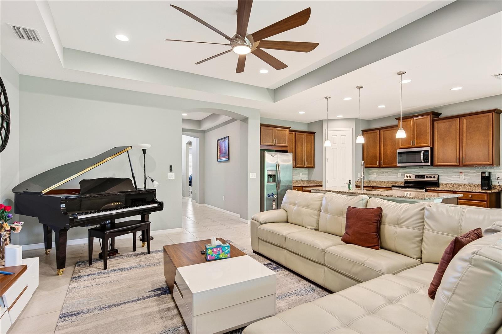 CARIBBEAN VILLAGE - Residential