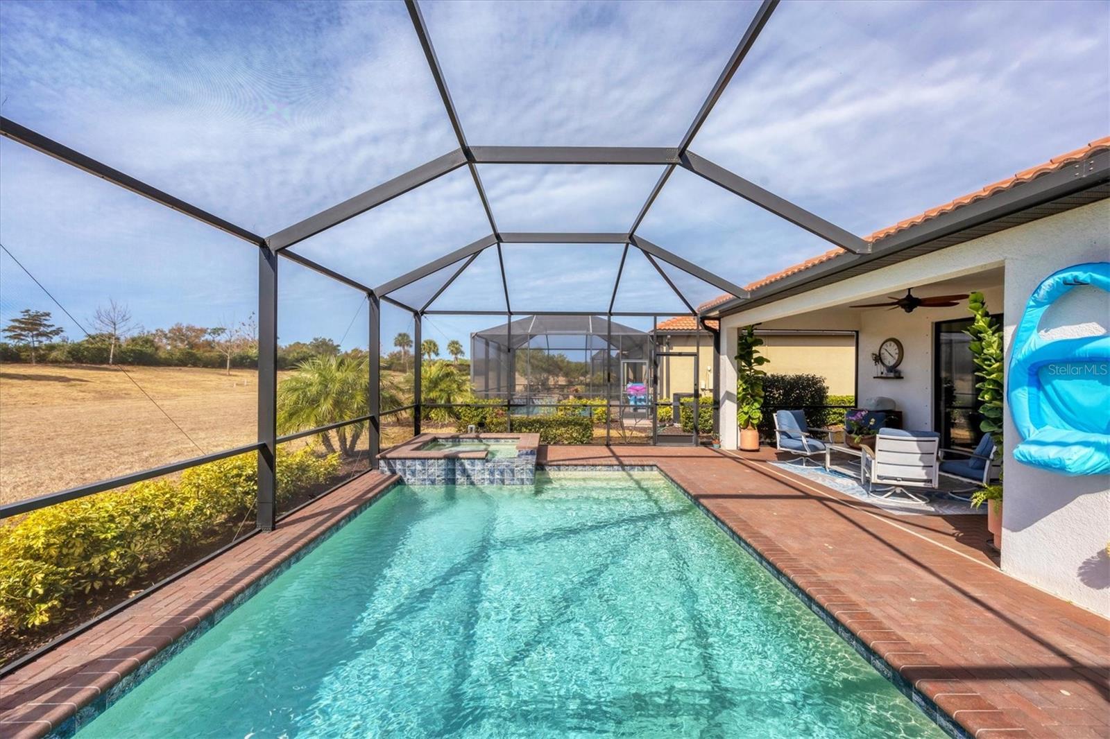 SARASOTA NATIONAL PH 13-B - Residential